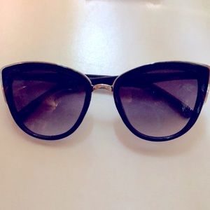Black cat eye sunglasses💕🥰